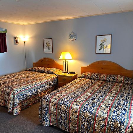 Wells River Motel Bagian luar foto