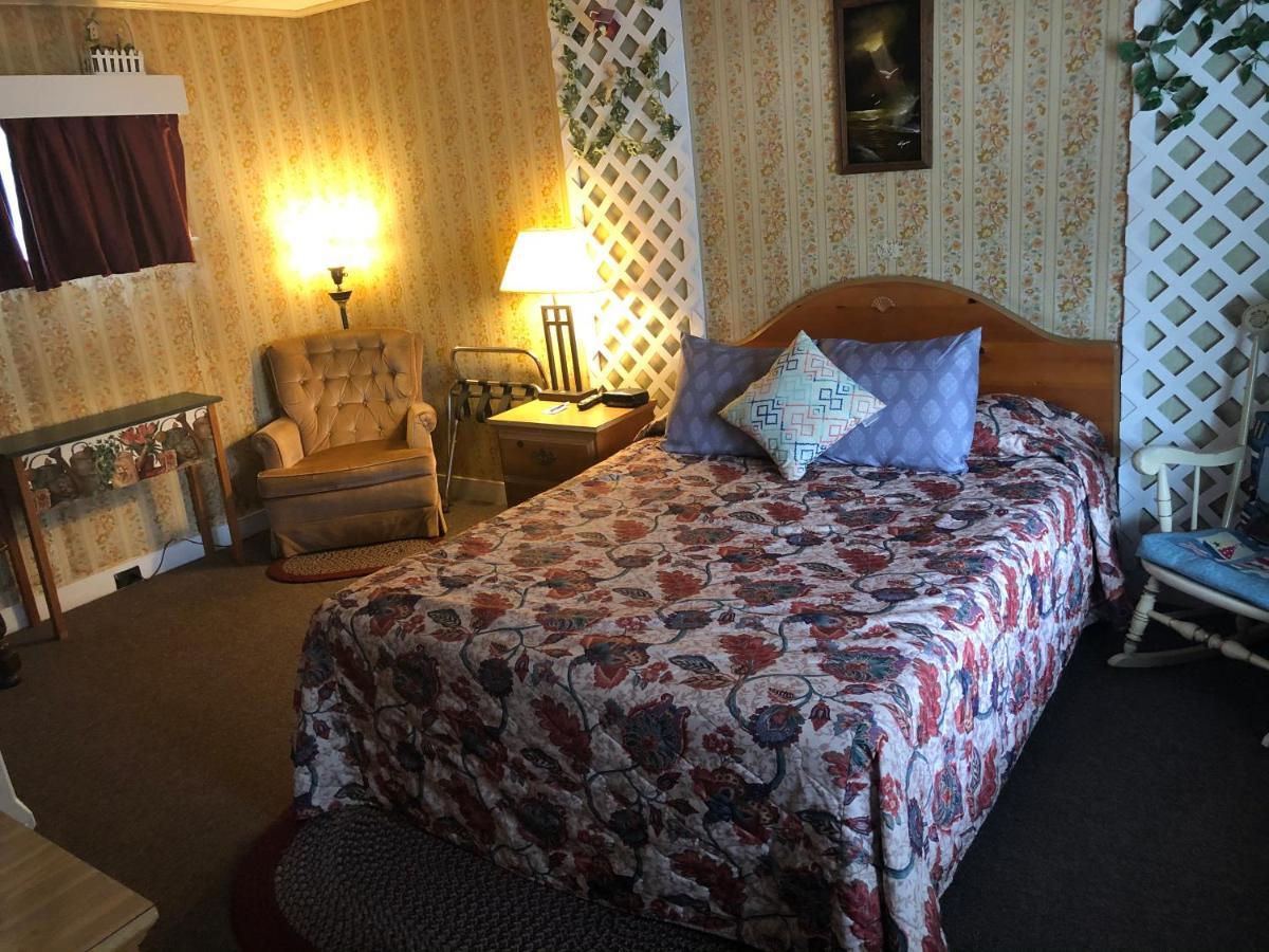 Wells River Motel Bagian luar foto