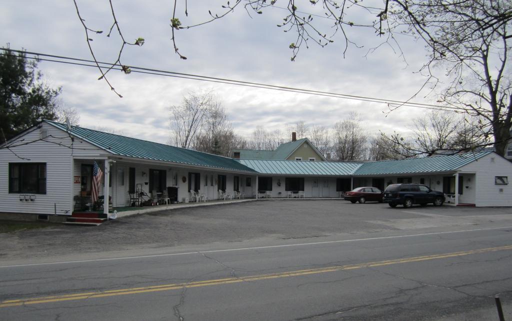 Wells River Motel Bagian luar foto