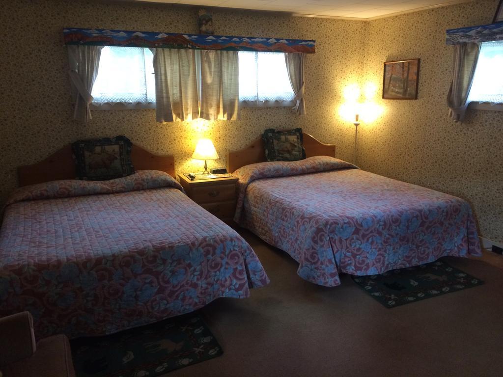 Wells River Motel Bagian luar foto